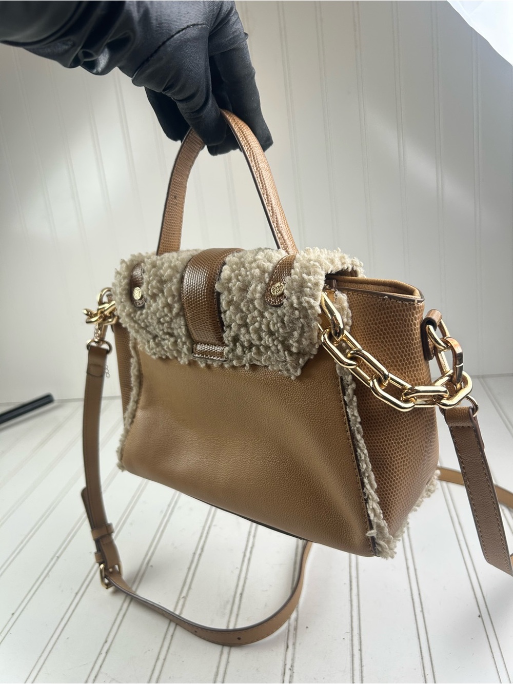 Anne Klein Vintage Y2K Mixed Media Sherpa Crossbody Satchel Brown Pearl Accent - Picture 12 of 15